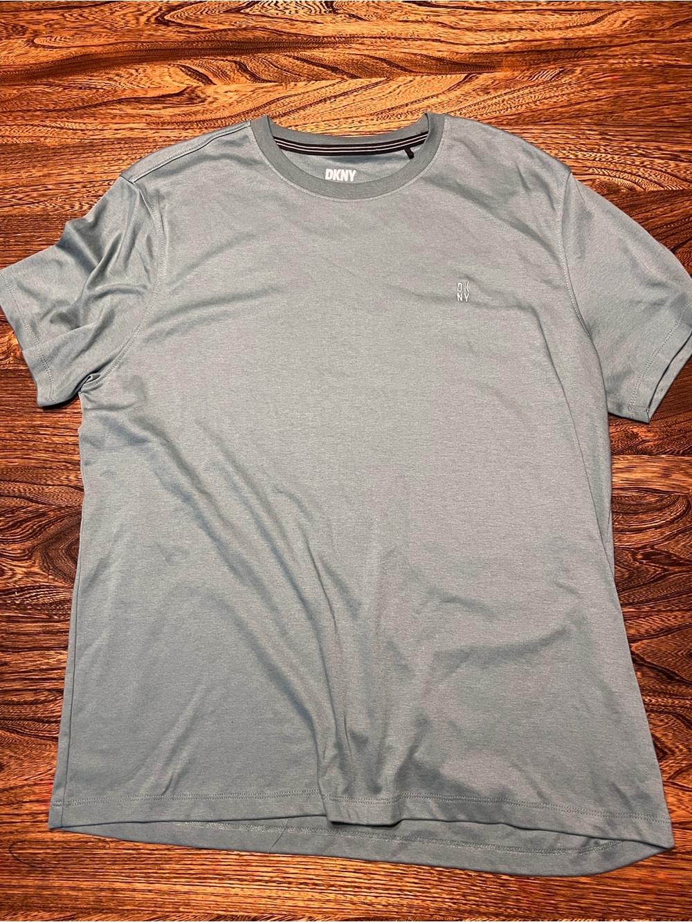 DKNY Men's Short Sleeve Crewneck T-Shirt - blue DKNY